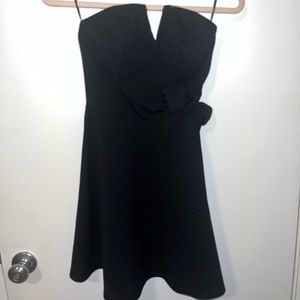 Francesca’s little black dress
